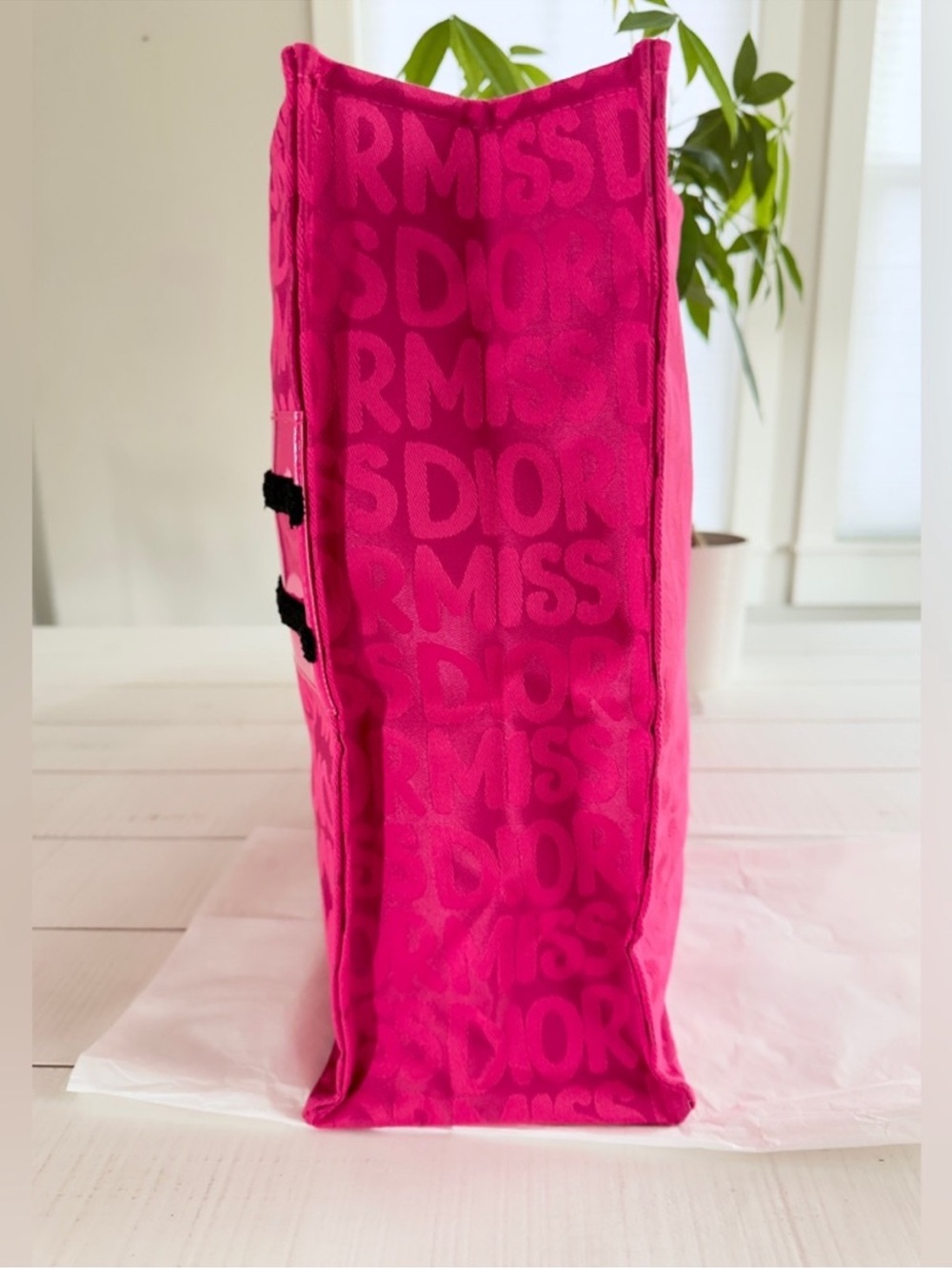 Authentic DIOR Miss Dior Pink  Tote Bag W/ Original Packaging - Picture 4 of 7